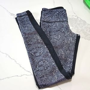 Womens lululemon leggings size 4